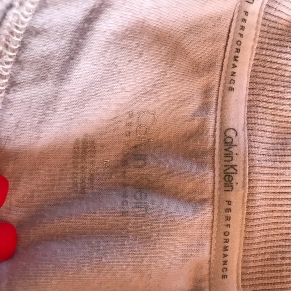 Calvin Klein performance baby pink sweatshirt - Picture 3 of 3